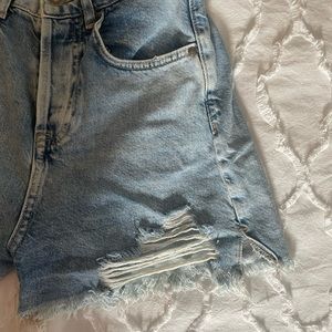 High waisted light wash Zara denim shorts